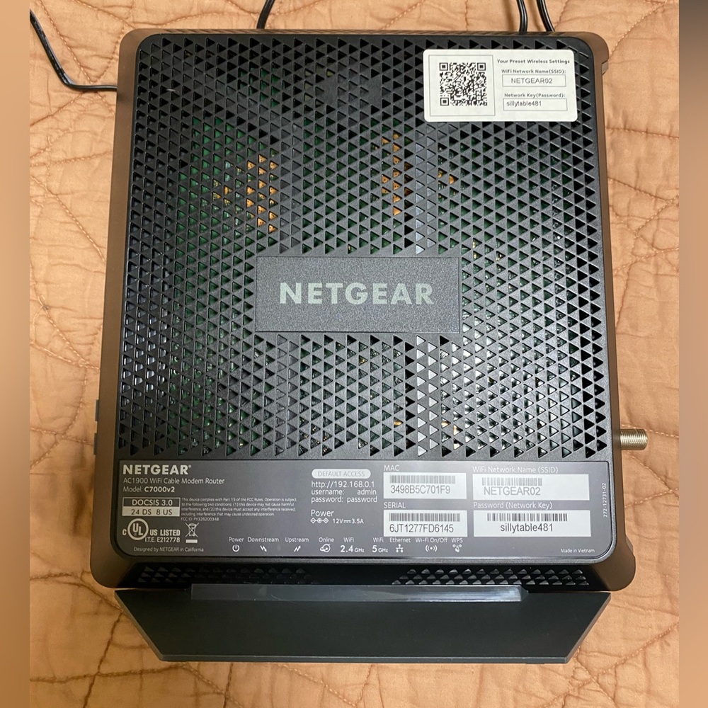 NETGEAR Nighthawk DOCSIS AC1900 Dual Band Cable Modem + WiFi Router